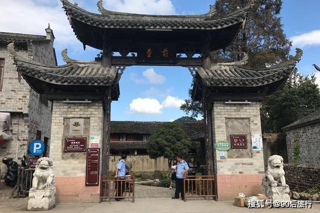 农村一台六十年代的缝纫机，现在值多少钱？大娘说出价格别吃惊！游戏画面